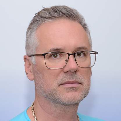 Dr. CSELIK ZSOLT